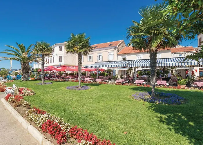 Lovely In Biograd With House Sea View Биоград-на-Мору